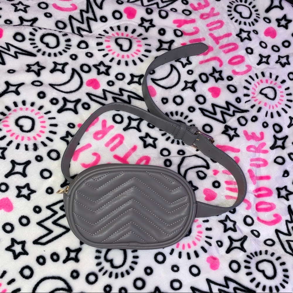 EUC Urban Energy grey chevron belt bag.